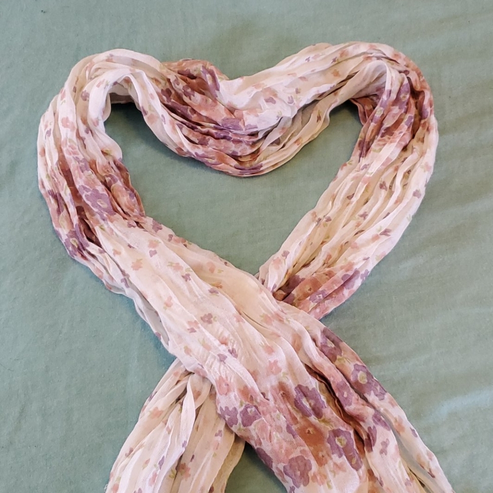 Spring Scarf - Picture 2 of 3